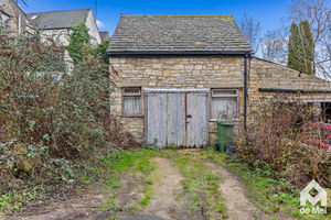 Photo 13- click for photo gallery